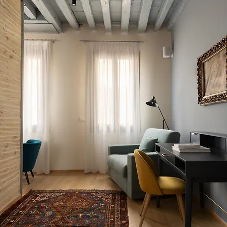 Casa Scorzoni ונציה